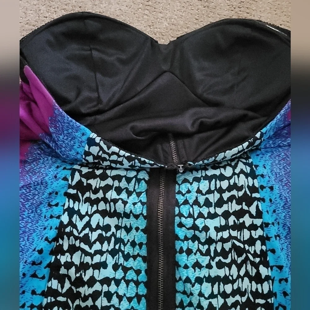 Rampage Vibrant Multi Color Strapless Lined Party Dress - Picture 10 of 14